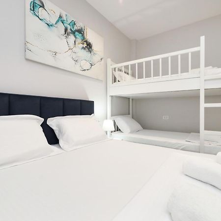 Vila Feliz - Premium Rooms With Free Private Parking Vlorë Exterior foto